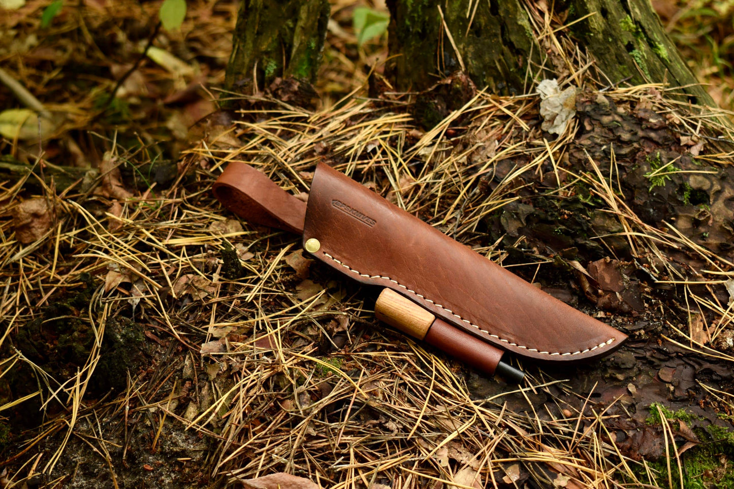 SHFerro Leather Sheath with Ferro Rod